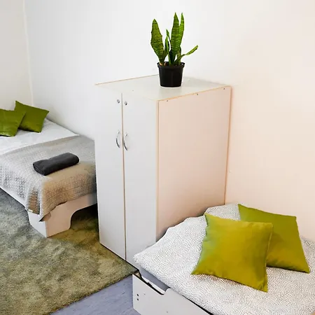 Hostel Wrzesnia *